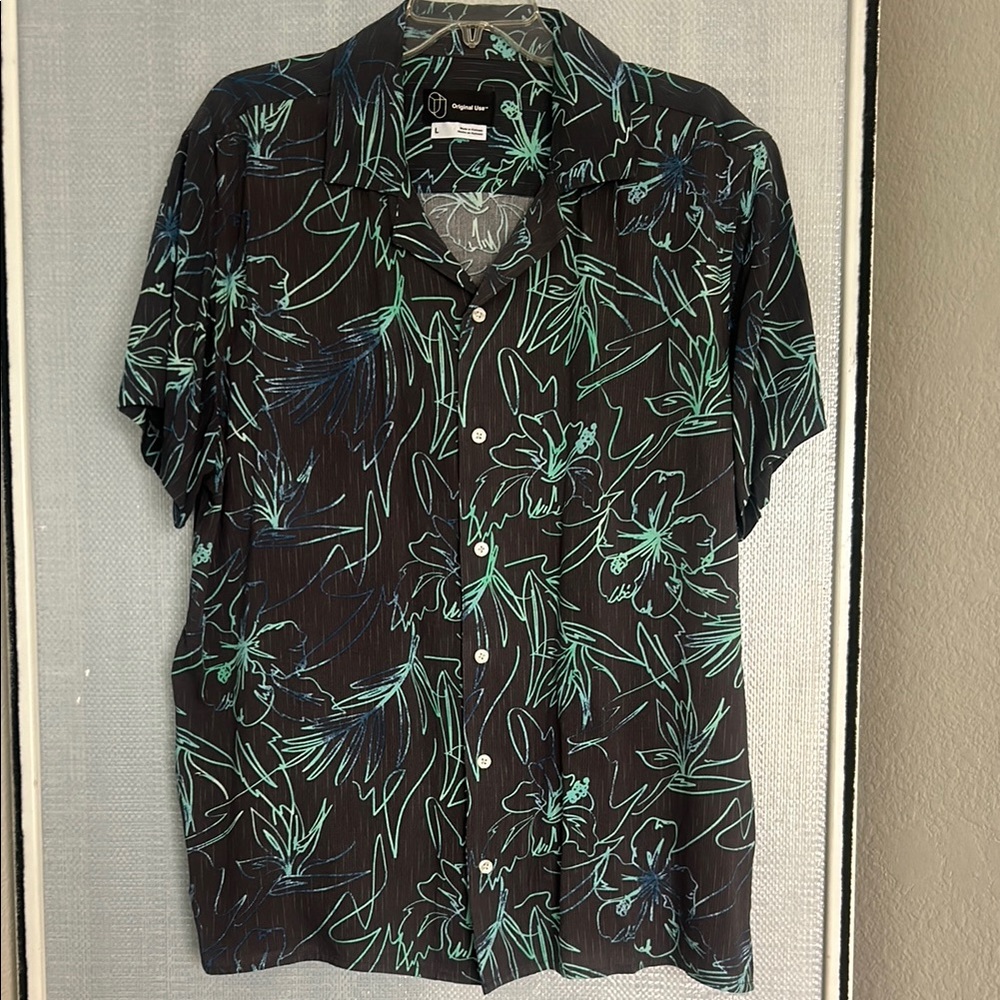 Black and Green Casual Button Down Shirt